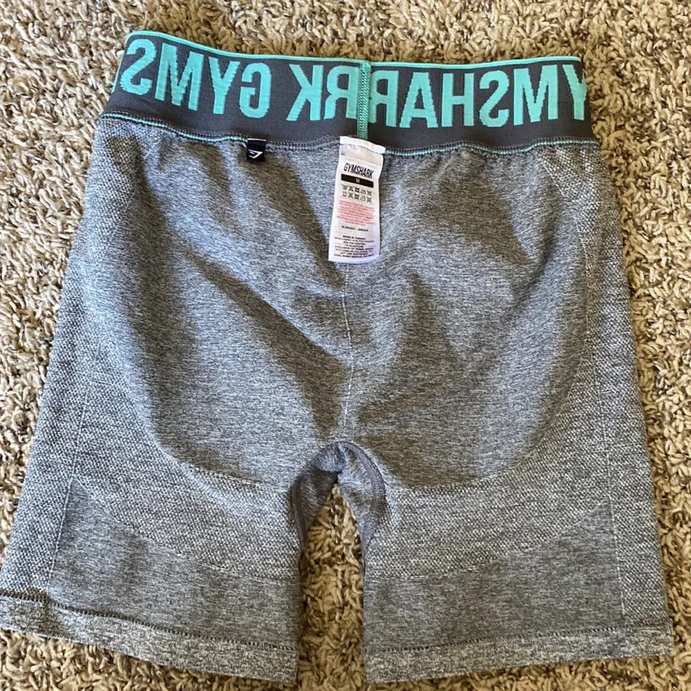 Gymshark Shorts - Picture 5 of 5